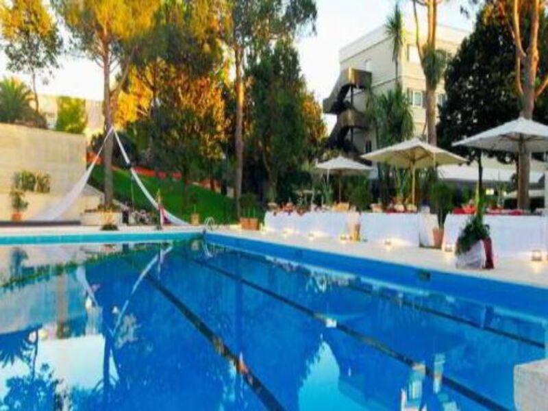 Hotel Pomezia Sporting Esterno foto